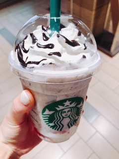 「スターバックス ＃STRAWBERRYVERYMUCHFRAPPUCCINO＿＿WHITE」のクチコミ画像 by LAYLAさん