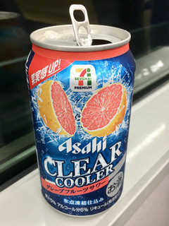 「セブンプレミアム クリアクーラー グレープフルーツサワー 缶350ml」のクチコミ画像 by ビールが一番さん