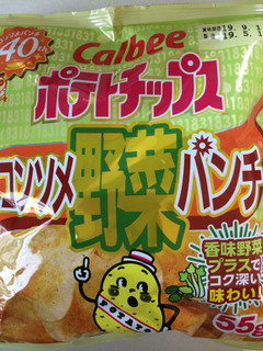 「カルビー ポテトチップス コンソメ野菜パンチ 袋55g」のクチコミ画像 by SANAさん