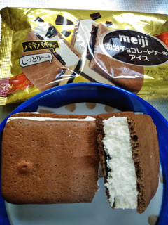 「明治 明治チョコレートケーキアイス 袋1個」のクチコミ画像 by minorinりん さん
