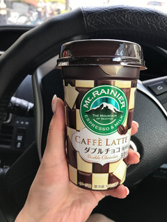 「マウントレーニア カフェラッテ ダブルチョコ カップ240ml」のクチコミ画像 by ダブルユーさん