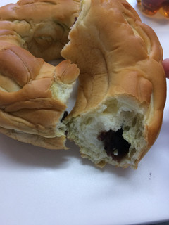 「第一パン 宇治抹茶つぶあんリング 袋1個」のクチコミ画像 by めーぐーさん