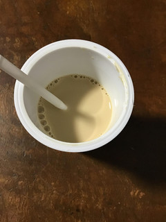 「雪印メグミルク 濃厚ミルク仕立て キャラメルミルク カップ200g」のクチコミ画像 by レビュアーさん