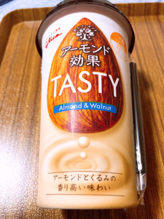 「江崎グリコ アーモンド効果TASTY アーモンド＆ウォルナッツ カップ240ml」のクチコミ画像 by なしなしなしなしさん