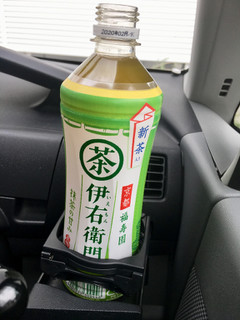 「サントリー 緑茶 伊右衛門 ペット600ml」のクチコミ画像 by ビールが一番さん