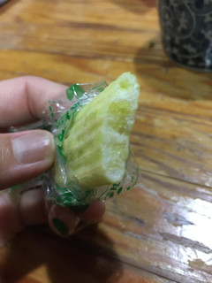 「亀田製菓 ハッピーターン えだ豆味 袋85g」のクチコミ画像 by gologoloさん