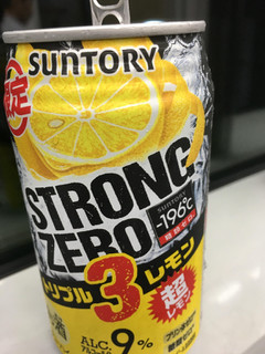 「サントリー ‐196℃ ストロングゼロ トリプルレモン 缶350ml」のクチコミ画像 by ビールが一番さん