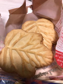 「キタノ商事 メープルリーフクリームクッキー 袋3個」のクチコミ画像 by レビュアーさん