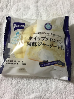 「Pasco ホイップメロンパン ジャージー牛乳 袋1個」のクチコミ画像 by レビュアーさん