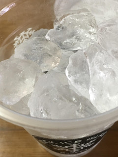 「小久保製氷冷蔵 ロックアイスグラス カップ200g」のクチコミ画像 by ビールが一番さん
