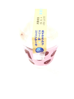 「モンテール 小さな洋菓子店 モークリーム あずきミルク カップ1個」のクチコミ画像 by いちごみるうさん
