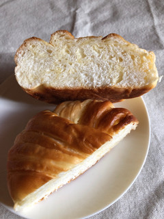 「ヤマザキ おいしい菓子パン しっとりバターパン 北海道産バター入りクリーム使用 袋1個」のクチコミ画像 by しおさばさん