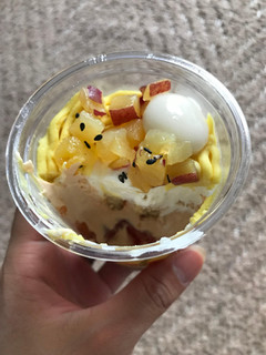 「セブン-イレブン さつま芋と紅茶のパフェ」のクチコミ画像 by ゆうぱるさん