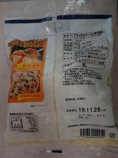 「トライアル プライスロックオン 細切りミックスチーズ 袋300g」のクチコミ画像 by ぺりちゃんさん
