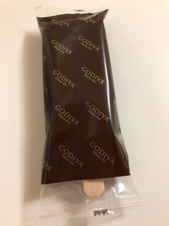 「ゴディバ チョコレートアイスバー ブロンドチョコレート」のクチコミ画像 by *C*さん