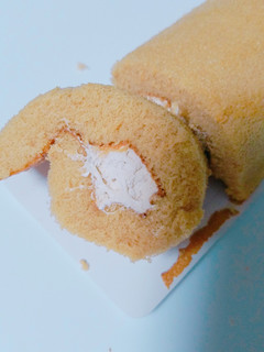 「ヤマザキ ロールちゃん メープルバター風味 袋1個」のクチコミ画像 by nag～ただいま留守にしております～さん