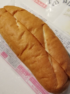 「ヤマザキ ふっくらナッツのクリームパン 袋1個」のクチコミ画像 by とくめぐさん