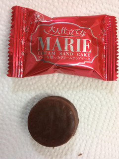 「森永製菓 マリーを使ったサンドケーキ 箱8個」のクチコミ画像 by SANAさん
