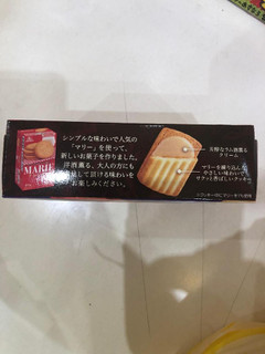 「森永製菓 マリーを使ったサンドクッキー 箱8個」のクチコミ画像 by jasminesatoさん
