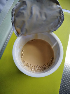 「HOKUNYU 濃いミルクがおいしいキャラメルオレ カップ180g」のクチコミ画像 by minorinりん さん