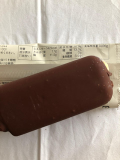 「ロッテ ZERO チョコアイスバー 袋75ml」のクチコミ画像 by ナツメグシナモンさん
