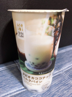 「ローソン Uchi Cafe’ SWEETS タピオカココナッツミルクパイン」のクチコミ画像 by なしなしなしなしさん