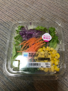 「ファミリーマート フレッシュ野菜サラダ」のクチコミ画像 by もぐもぐもぐ太郎さん