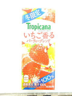 「トロピカーナ シーズンズ・ベスト いちご香るパーティーブレンド パック250ml」のクチコミ画像 by いちごみるうさん