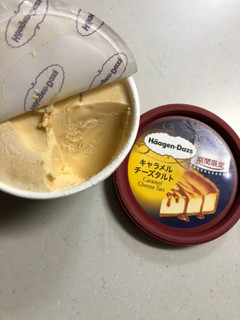 「ハーゲンダッツ ミニカップ キャラメルチーズタルト カップ110ml」のクチコミ画像 by kina子いもさん