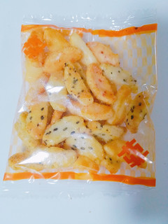 「三幸製菓 よくばりあられ うま塩味 袋6包」のクチコミ画像 by nag～ただいま留守にしております～さん