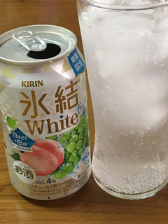 「KIRIN 氷結 White 缶350ml」のクチコミ画像 by ビールが一番さん