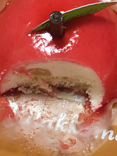 「ローソン 赤りんごケーキ」のクチコミ画像 by ビールが一番さん