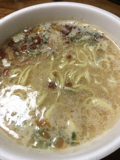 「明星食品 大砲ラーメン 昔ラーメン カップ128g」のクチコミ画像 by ビールが一番さん