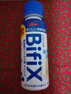 「江崎グリコ BifiX 高濃度ビフィズス菌ドリンク ボトル100g」のクチコミ画像 by ちるおこぜさん