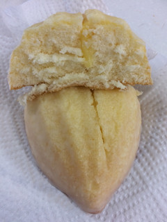 「フジパン レモンケーキ ホワイトチョコ風味 袋1個」のクチコミ画像 by SANAさん