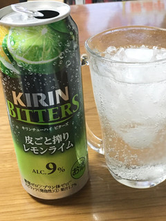 「KIRIN キリンチューハイ ビターズ 皮ごと搾りレモンライム 缶500ml」のクチコミ画像 by ビールが一番さん