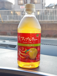 「伊藤園 TEAs’ TEA NEW AUTHENTIC 生アップルティー ペット500ml」のクチコミ画像 by MAA しばらく不在さん