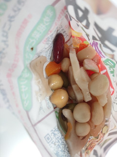 「カネハツ お手軽料理 サラダに！まめ 根菜ミックス 袋110g」のクチコミ画像 by ぺりちゃんさん