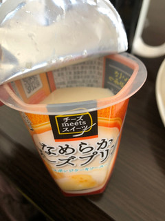 「雪印メグミルク チーズmeetsスイーツ なめらかチーズプリン カップ110g」のクチコミ画像 by kina子いもさん
