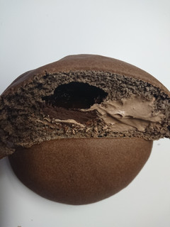 「ローソン しっとりチョコパン ベルギーチョコ」のクチコミ画像 by レビュアーさん
