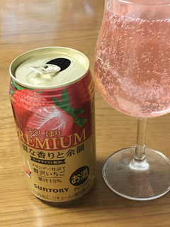 「サントリー こくしぼり プレミアム 贅沢いちご 缶350ml」のクチコミ画像 by ビールが一番さん