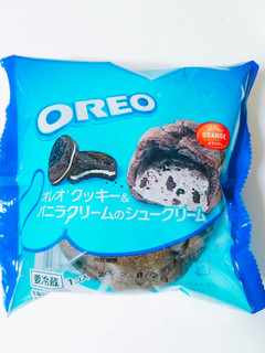 「オランジェ OREO クッキー＆バニラクリームのシュークリーム 袋1個」のクチコミ画像 by nag～ただいま留守にしております～さん