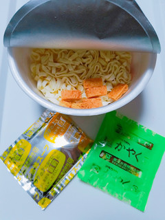 「マルちゃん あつあつ牛すきうどん カップ102g」のクチコミ画像 by nag～ただいま留守にしております～さん