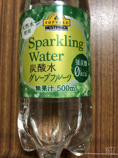 「トップバリュ ベストプライス Sparkling Water 炭酸水 グレープフルーツ ペット500ml」のクチコミ画像 by なしなしなしなしさん