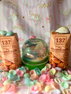 「HARUNA 137ディグリーズ アーモンドミルク オリジナル 180ml」のクチコミ画像 by ごまもぅさん