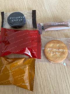 「セブンプレミアム 洋菓子ミックス 袋176g」のクチコミ画像 by gologoloさん