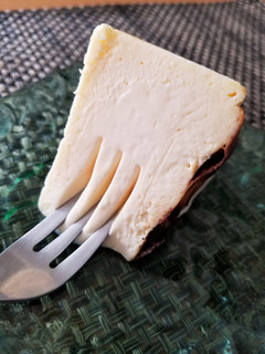 「BELTZ バスクチーズケーキ」のクチコミ画像 by 食い倒れ太郎さん