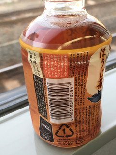 「コカ・コーラ 綾鷹 ホット専用 ほうじ茶 ペット280ml」のクチコミ画像 by ビールが一番さん