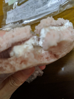 「セブンプレミアム さくら香るパンケーキ 袋2個」のクチコミ画像 by おうちーママさん