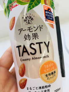 「江崎グリコ アーモンド効果 TASTY クリーミー アーモンドミルク カップ220ml」のクチコミ画像 by green_appleさん